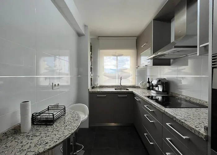 Vut Avenida Portugal * Саламанка